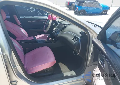 2015 Chevrolet Impala 2Lt z USA, uszkodzony, nr VIN 2G1125S35F9182210